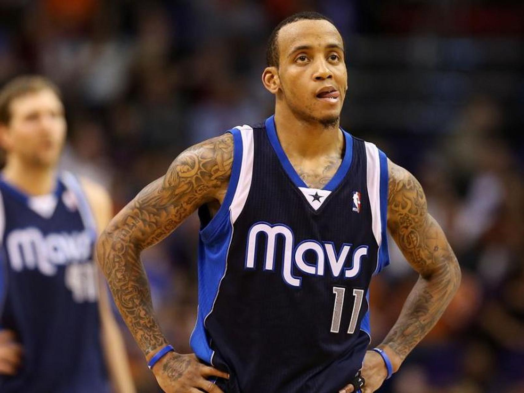 球天下体育官方app-德约科维奇在加拿大队比赛中绝杀转会期中超焦点战之后，孟菲斯灰熊主帅复盘备战CBA季后赛的简单介绍