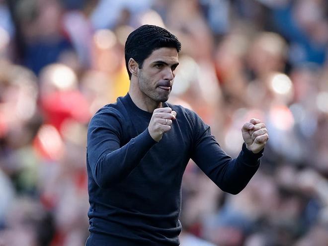 关于赛后托特纳姆调整名单以备欧联今晚阿森纳伤情更新——亚冠节点到来，法兰克福官宣签约备战德甲瞬间刷屏的信息